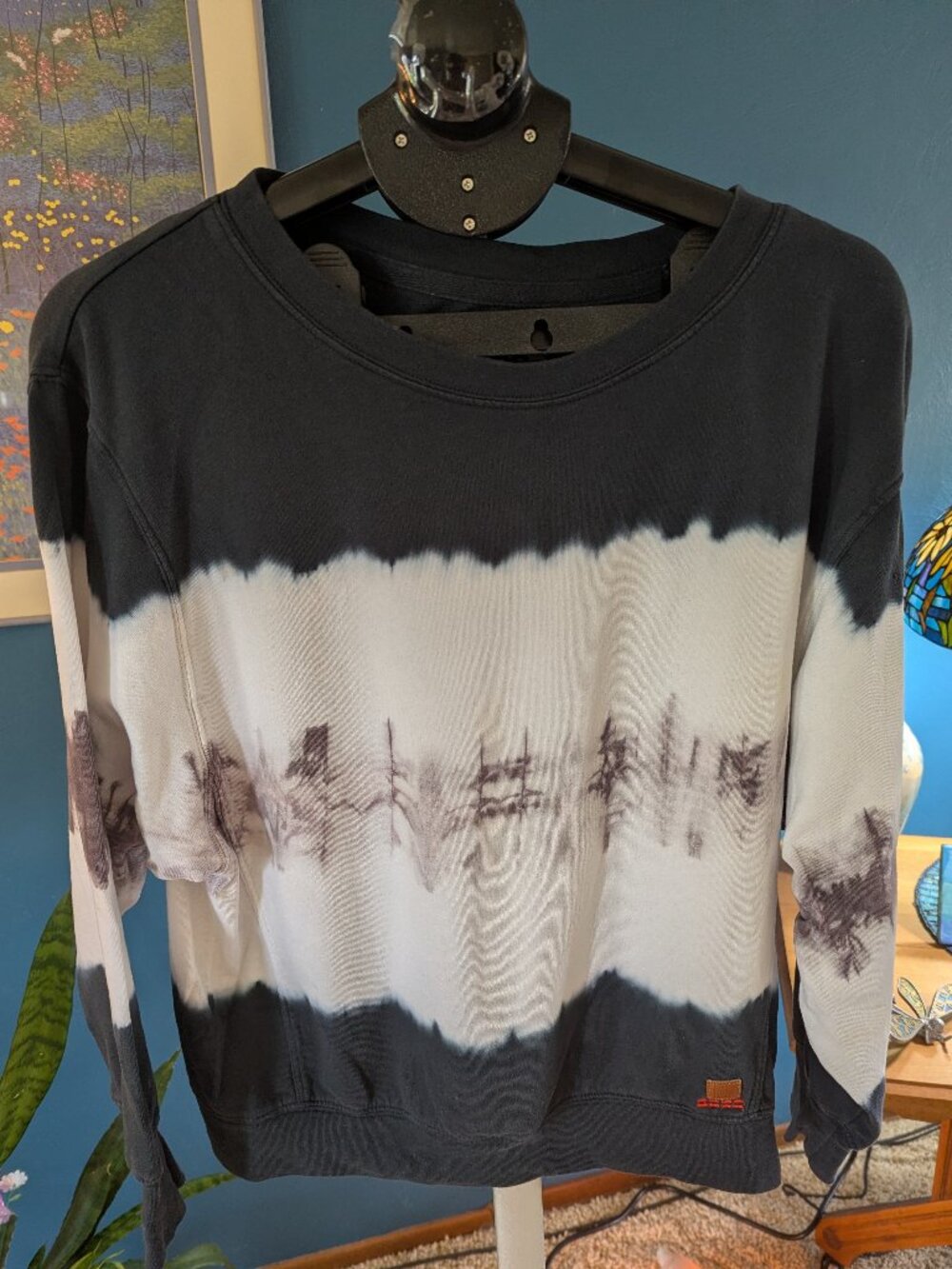 Peace, Love World lightweight sweatshirt! Small